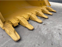 CAT 323D3