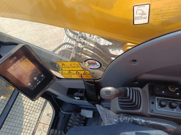 JCB 215LC