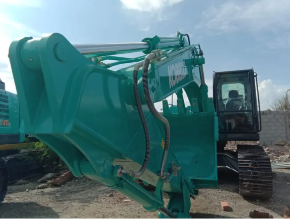 Kobelco SK220XD LC